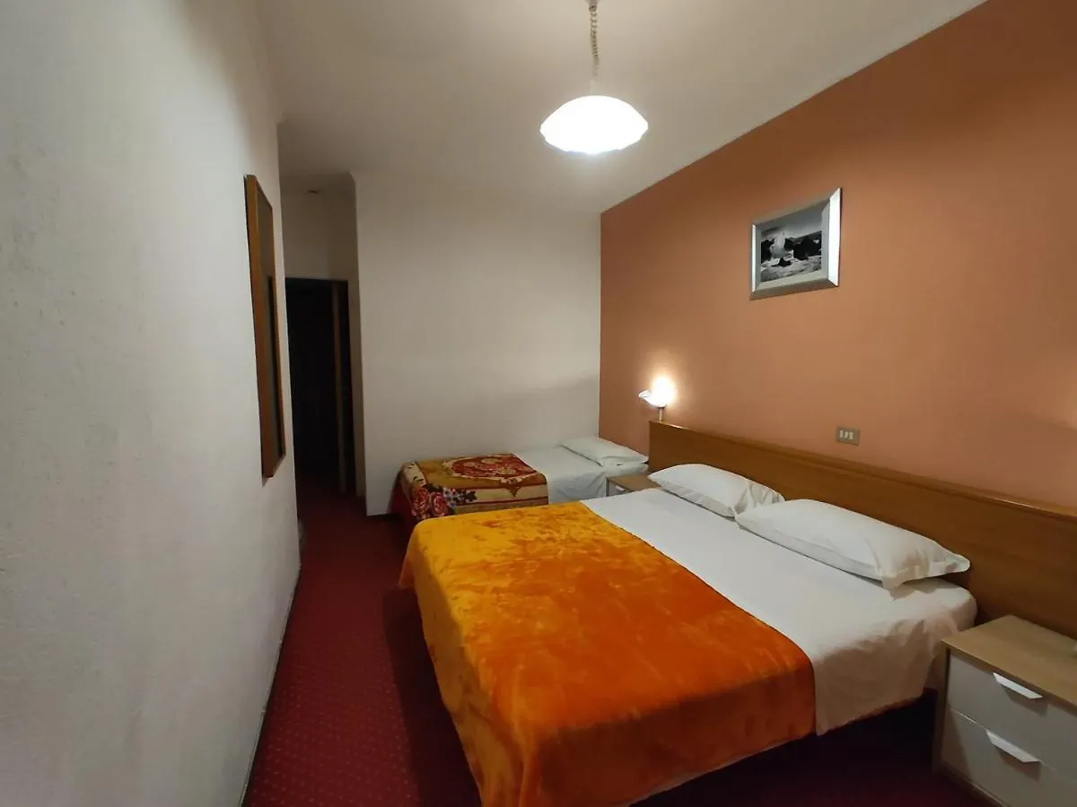 ***  Hotel Sorriso Санремо Италия
